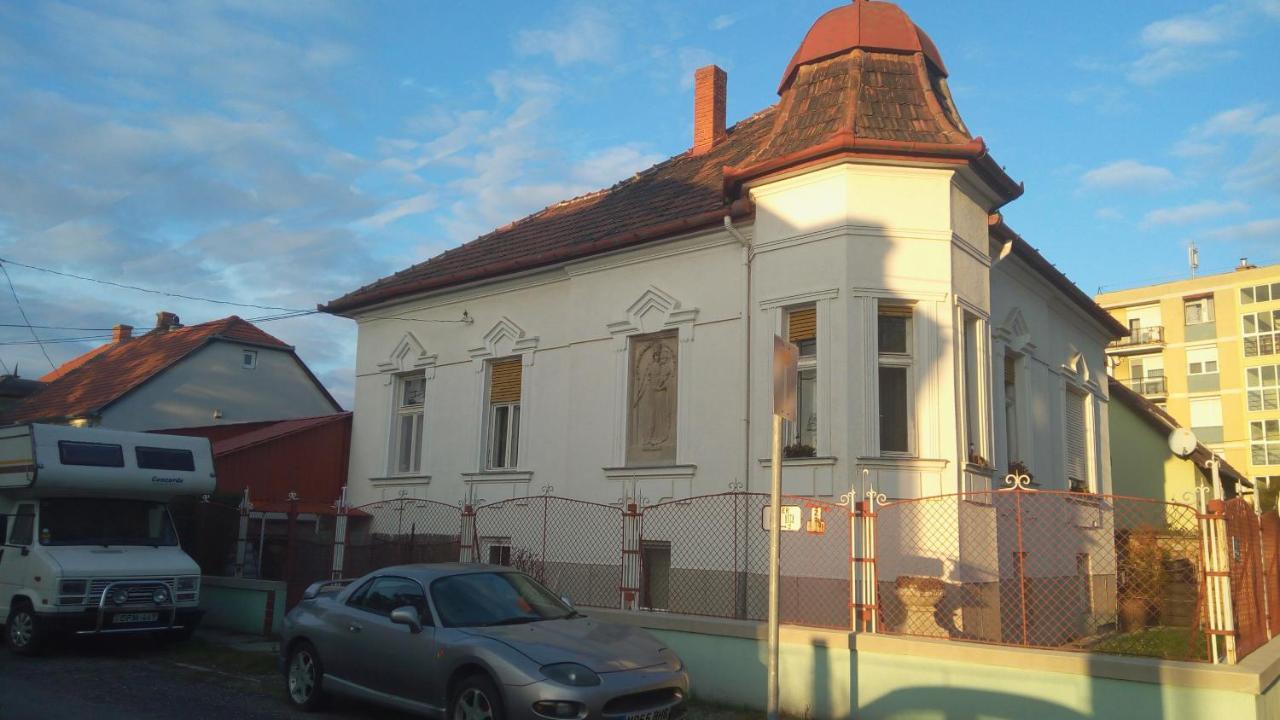 Hostel Maros Дьёр Экстерьер фото
