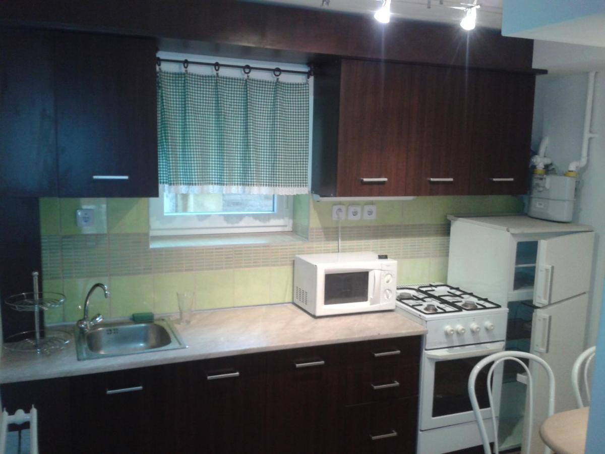 Hostel Maros Дьёр Экстерьер фото